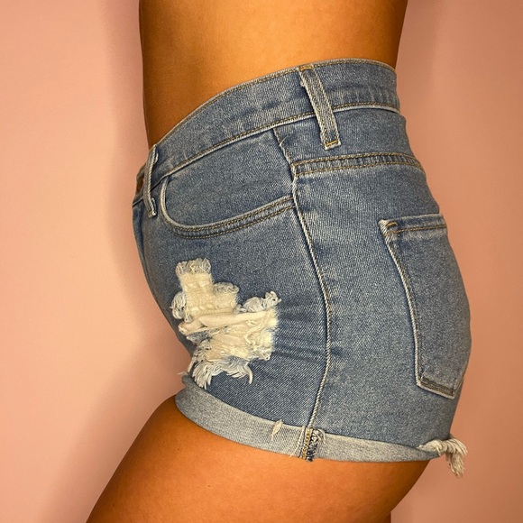 Denim distressed cuffed shorts - Picture 7 of 9